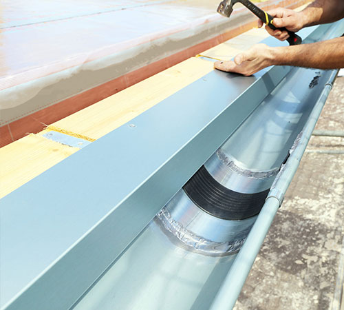 Pose et réparation de gouttière à Aigremont (78240) dans les Yvelines (78) - ETS B.Marchal Couverture